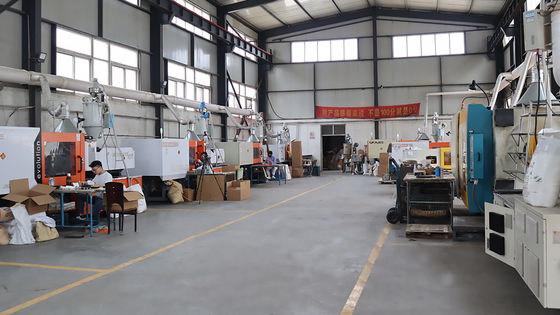 รถยนต์ Mold Die Casting อลูมิเนียมส่วนที่มีขนาดที่กําหนดเองยอมรับ