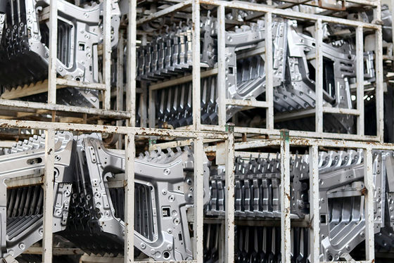 อลูมิเนียม Die Casting Mold สําหรับความต้องการอุตสาหกรรมรถยนต์ JLS โมล์เบส OEM / ODM ยอมรับ