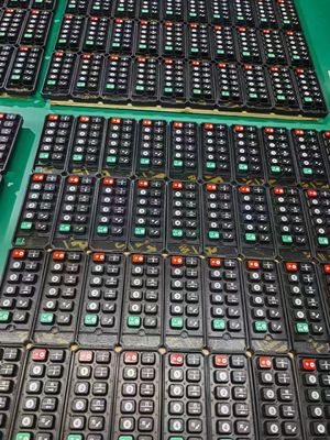 เครื่องคีย์พาดซิลิโคนยางที่ทําตามความต้องการสําหรับ Remote ประสบการณ์ 32 ปี โลโก้ตามความต้องการ