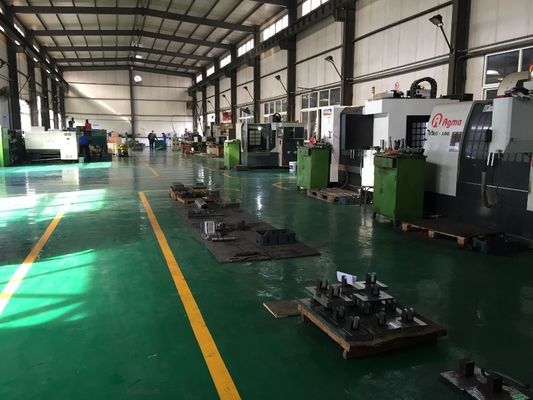ขนาดที่กําหนดเอง อะไหล่เหล็กท่อด้วยการแปรรูปแม่นยําจาก Die Casting Dies
