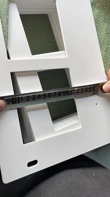 บริการตัดแผ่นพลาสติกตามธรรมเนียมที่ได้รับการรับรองจาก ISO9001 สําหรับตัวเลือกวัสดุหลายแบบและรูปร่างตามธรรมเนียม